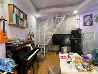 Nx/nhỉnh 3tyxx  diện tích 26m2 nhà lô góc thoáng mát sát bên chợ cầu đỏ   07086480** ms vân