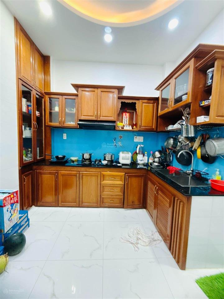 Lt/nhỉnh 7tyxxx  nhà 4 tầng btct khu phân lô của sài gòn cách mặt tiền 50m   0708 649 *** ms vân