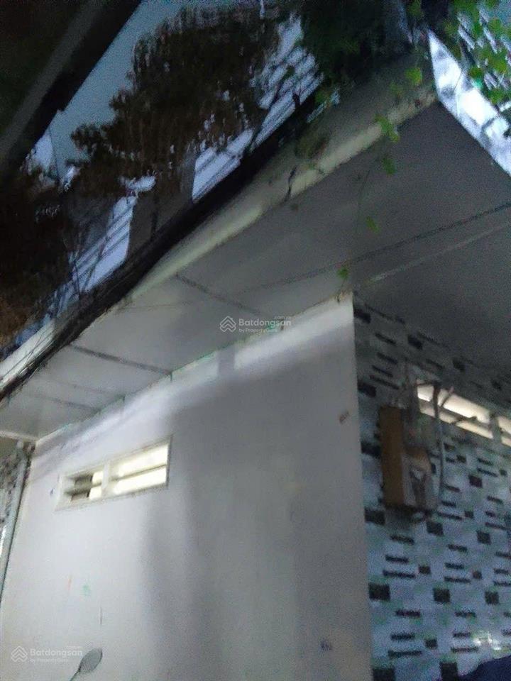 Cva/chỉ nhỉnh nhẹ 1tỷxx có ngay nhà 2 tầng đúc giấy tờ kk99, sát bên trường cán bộ   ms vân