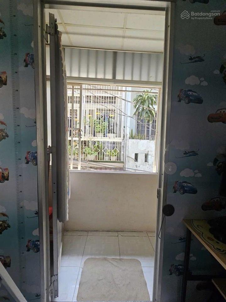 Cva/chỉ nhỉnh nhẹ 1tỷxx có ngay nhà 2 tầng đúc giấy tờ kk99, sát bên trường cán bộ   ms vân