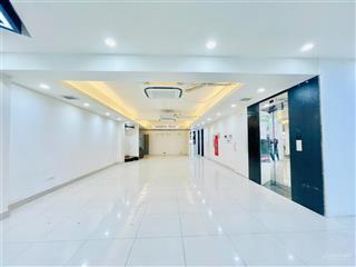 Cho thuê cửa hàng đẹp, phố trần thái tông, cầu giấy, tầng 1 riêng biệt dt 100m2 giá 24 triệu/th