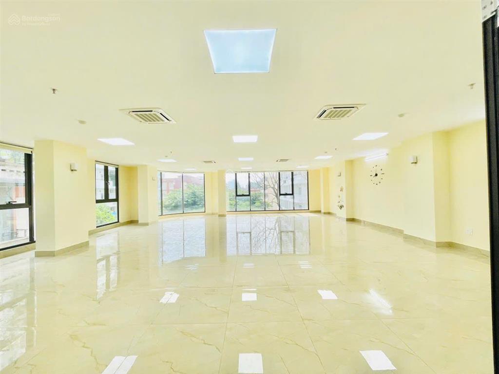Cho thuê vp mặt phố phạm tuấn tài dt 150m² giá 25tr/th cực đẹp