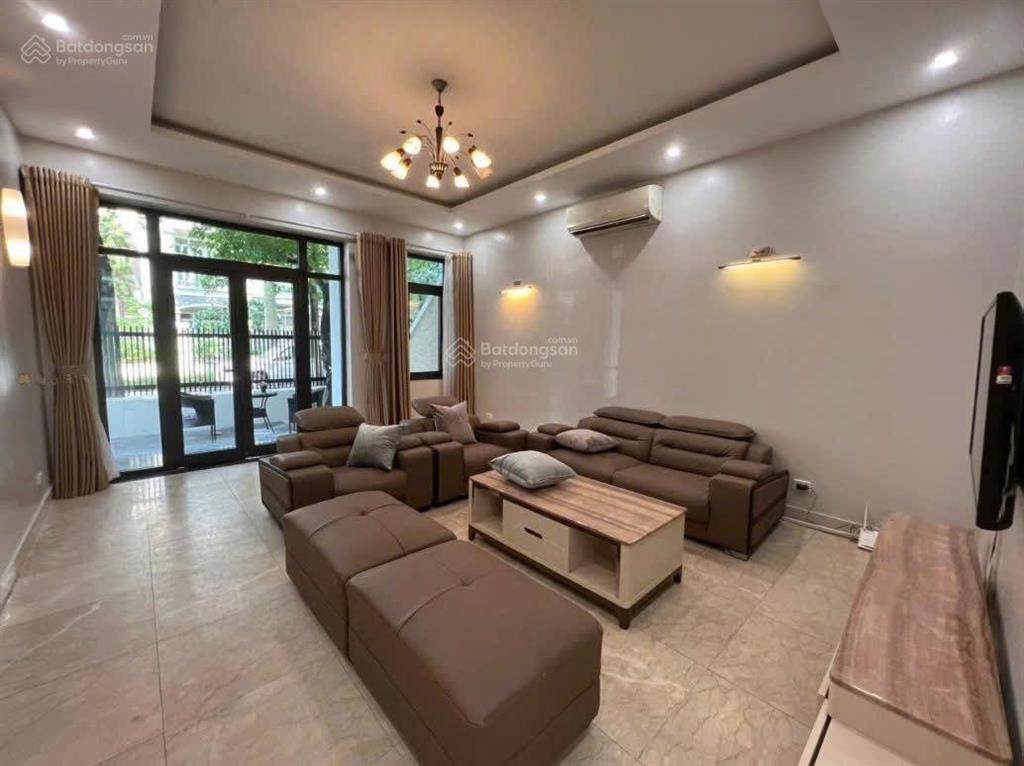 Nhà riêng duy tân ô tô vào được dt 60m² x 5t giá 20tr cực hiếm phù hợp tất cả văn phòng