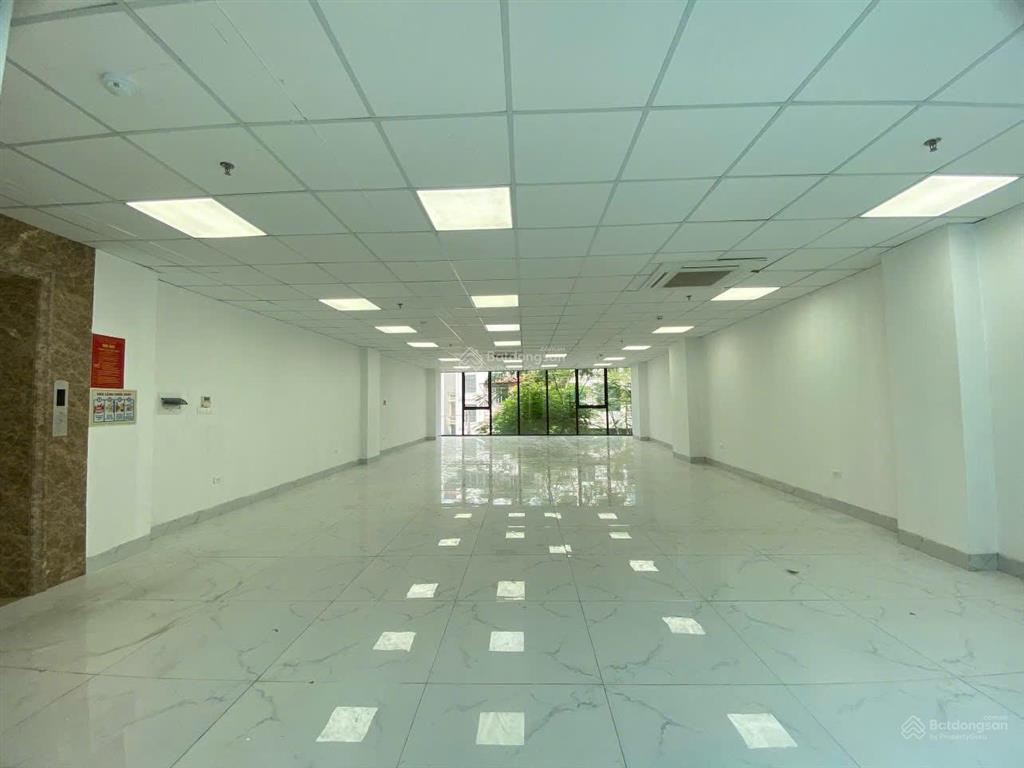 Cho thuê sàn văn phòng rẻ đẹp tô hiệu dt 100m² giá 15tr/th, ô tô đỗ thoải mái