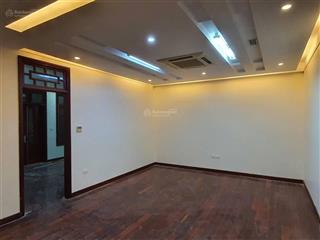 Cho thuê nhà phân lô trung kính đôi dt 70m2 x 5t giá 19tr/th, oto đỗ cửa