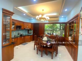 Bán liền kề splendora 103m2, nhà hoàn thiện đẹp, sân vườn rộng sau nhà, sổ đỏ cất két, giá 24,x tỷ