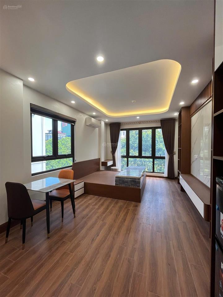 Cho thuê ccmn ô tô đỗ cửa nội thất cực xịn ngay cạnh goldmark