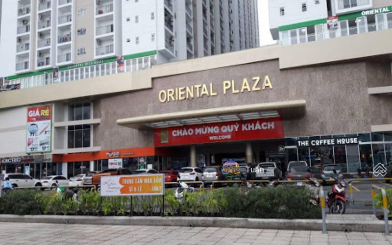 Bán căn hộ chung cư oriental plaza tân phú, dt 84m2, 2pn, giá 4,750 tỷ, căn góc,  0907 488 ***