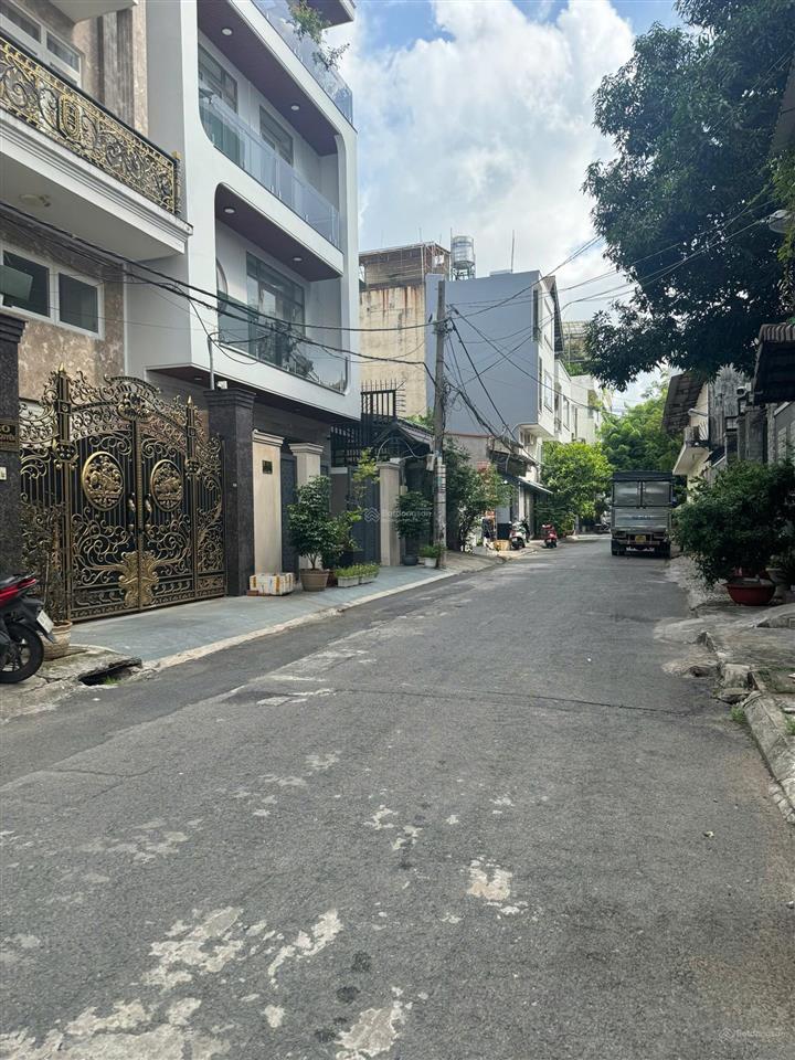 Hàng hiếm! đất trống  mặt tiền đường đoàn kết 4,2x18m, đường 12m, giá chỉ 9 tỷ. p tân thành