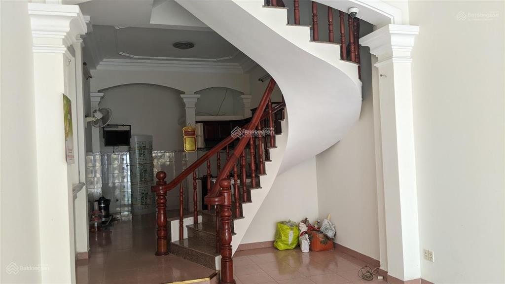 Bán nhà mặt tiền cực đẹp ngay đào duy anh, pn, 4x17, 4 tầng, cứng cáp vào kinh doanh liền, 17.5 tỷ