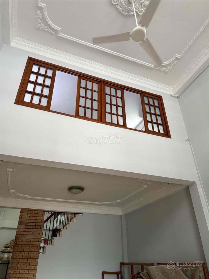 Giảm sâu 2 tỷ, chỉ còn 10.5 tỷ. cần bán nhà 2mt hẻm phan đăng lưu, pn, 4.5x14, 3tầng ở liền