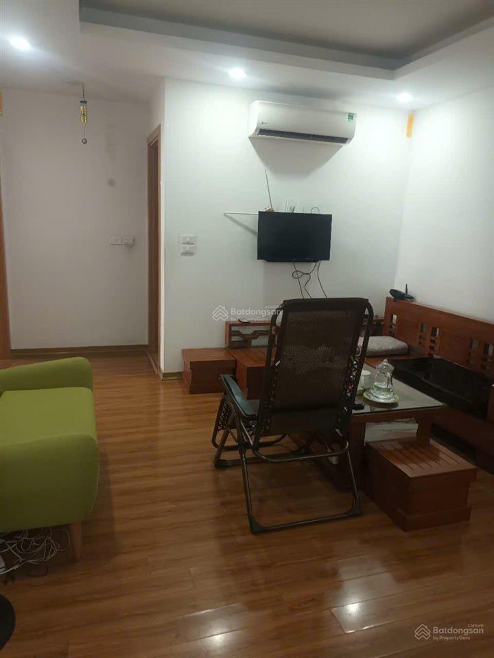 Chính chủ cho thuê căn hộ p1005b 67m2 tòa nhà udic riverside ngõ 122 vĩnh tuy