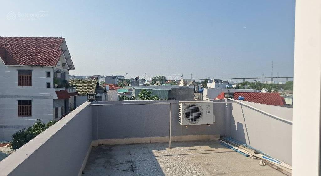 Chính chủ 1 đờinhà lô góc 3 tầng mặt tiền hẻm 6mnguyễn văn tạo4,5x16nhỉnh 5 tỷ