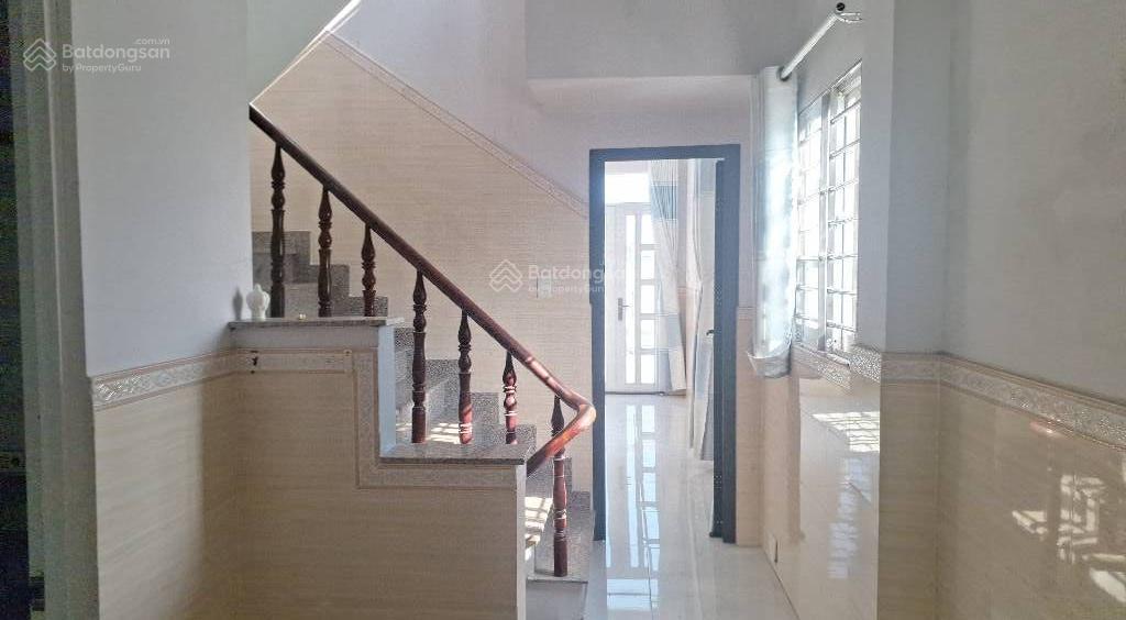 Chính chủ 1 đờinhà lô góc 3 tầng mặt tiền hẻm 6mnguyễn văn tạo4,5x16nhỉnh 5 tỷ