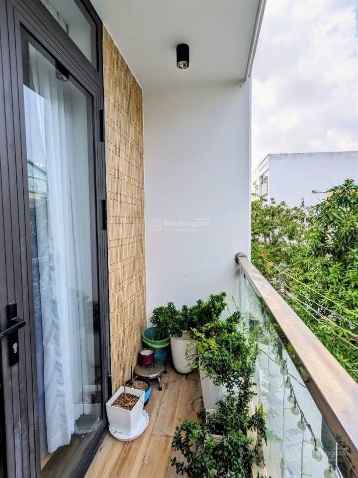 Nhà phố 3 tầng  chủ xây tâm huyết để ở  42m2  phú thuận  q7  5 tỷ 5