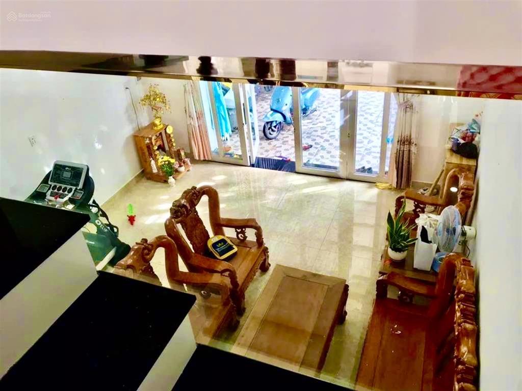 Siêu phẩm 3 tầng 5x204pnkhông dính quy hoạchhẻm 8mnguyễn văn tạonbnhỉnh 6 tỷ