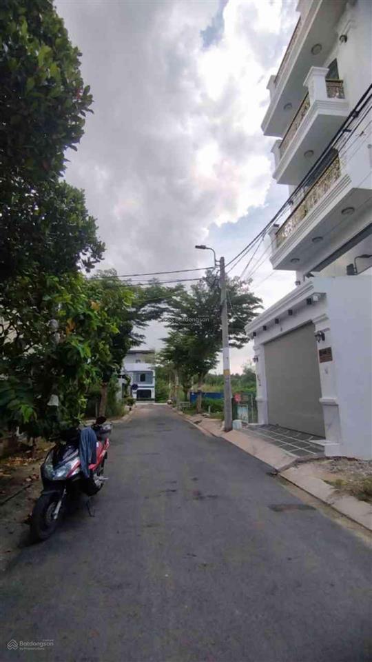 Bán đất full thổ cư  tặng nhà  6,2x16m  hẻm 8m  nguyễn văn tạo  nhà bè  nhỉnh 5 tỷ
