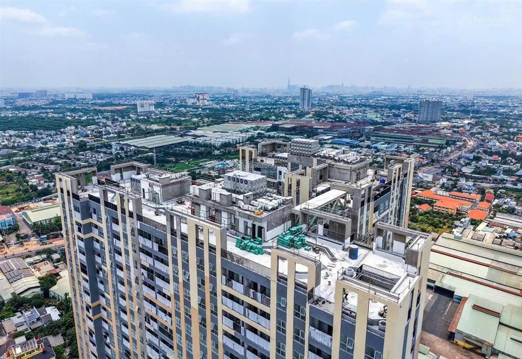 Chủ ngộp bán gấp căn hộ 2pn 2wc a&t sky garden giá chỉ 2,35x tỷ