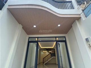 Nhà trung tâm đường bùi đình tuý, p.24, bình thạnh, giá 2,890 tỷ, hẻm oto, (đang cho thuê 15tr).