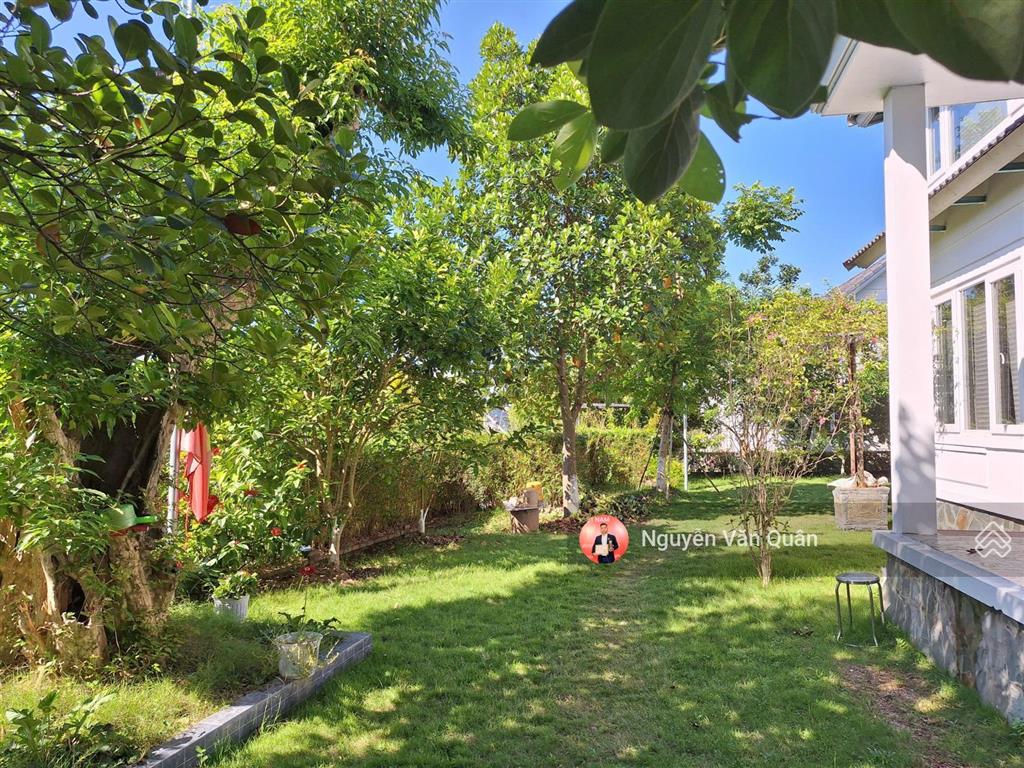 Siêu phẩm! biệt thự 500m2 săn nhà, 3 mặt tiền, view ra hồ giá 5.x tỷ tại trung tâm lương sơn