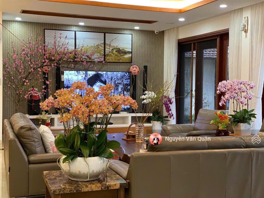 Villa nghỉ dưỡng đẳng cấp hòa lạc  đẳng cấp thượng lưu  view triệu.  0988 112 ***