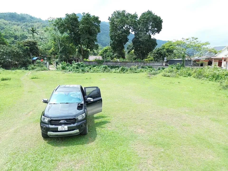Nhỉnh 3 triệu! đất đẹp, view đồi núi, trung tâm lương sơn, đường chạy vòng quanh, cách big c 37km.