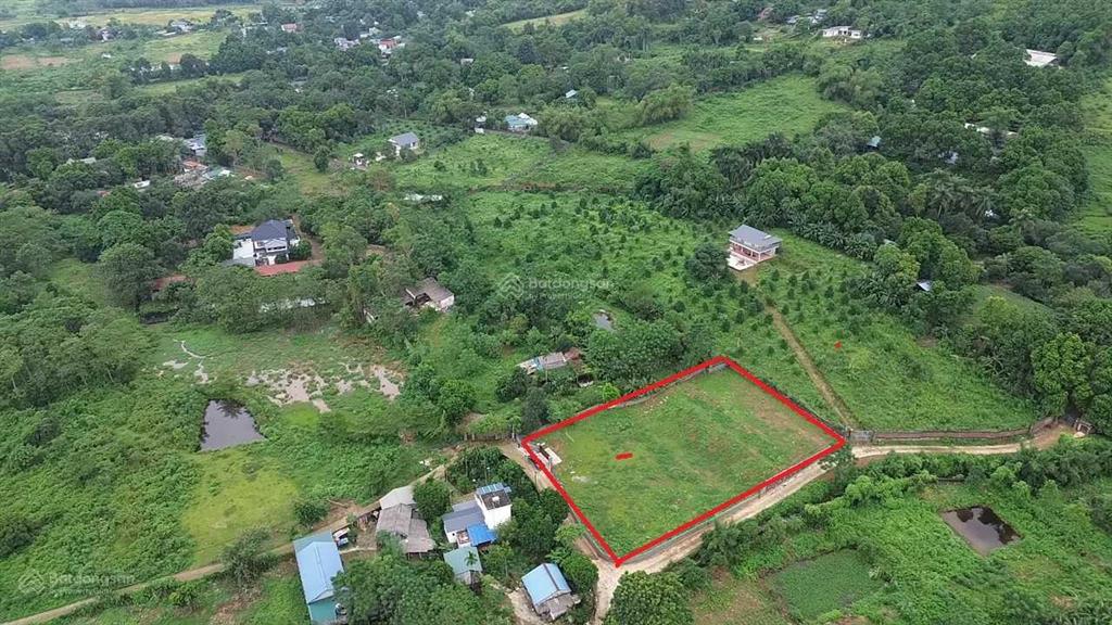 Lô góc! giáp suối to đẹp! view núi! lô 2750m2 tại lương sơn, giá chỉ 2.x triệu 1m2.  0988 112 ***
