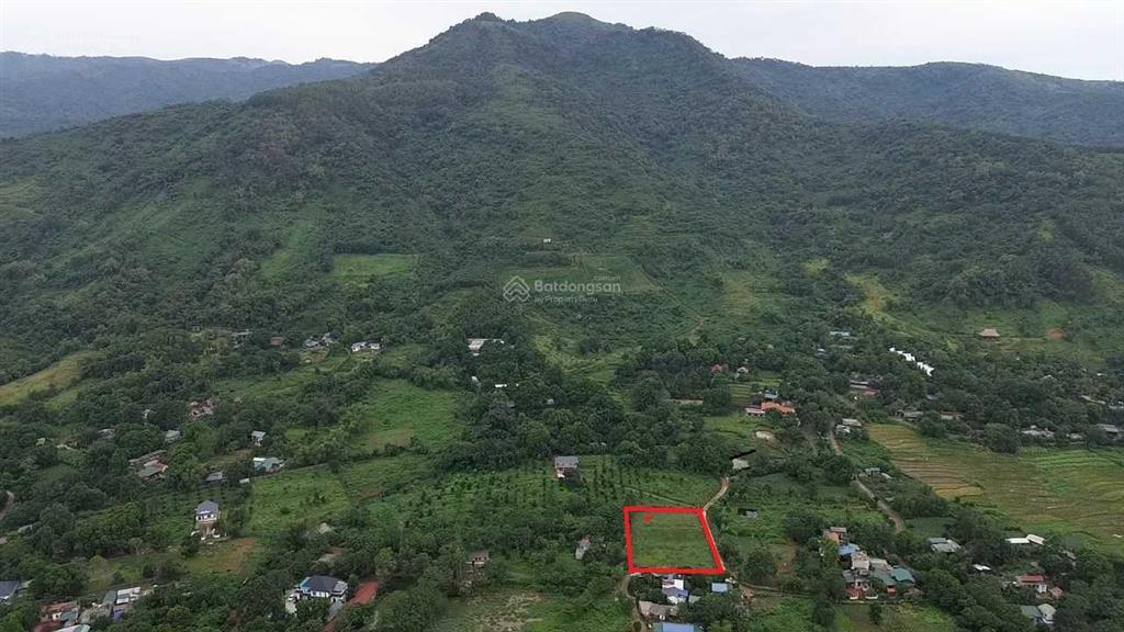 Lô góc! giáp suối to đẹp! view núi! lô 2750m2 tại lương sơn, giá chỉ 2.x triệu 1m2.  0988 112 ***