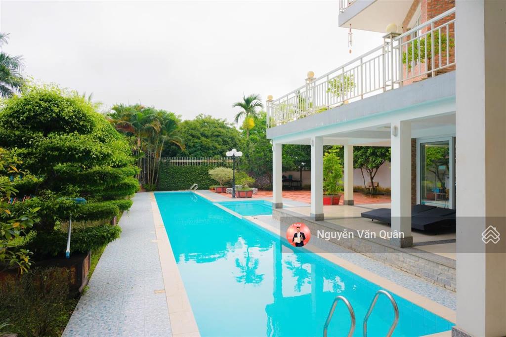 Hiếm! đẹp! homestay bám hồ cực hiếm  1832m2 xây 7 tầng, thang máy, 12 phòng, khai thác dòng tiền