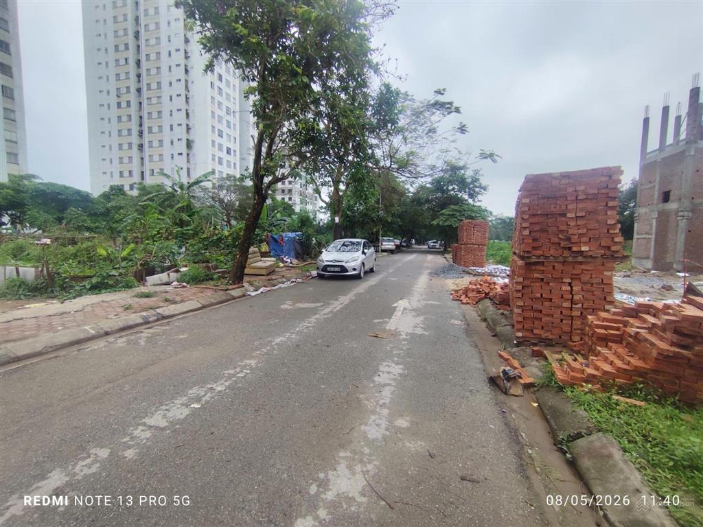 Bán gấp đất đấu giá dịch vụ kiến hưng  phù hợp vừa ở vừa làm văn phòng, 90m2, mt 8m, 19 tỷ