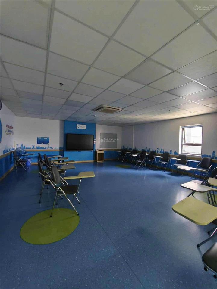 Bán nhanh sàn thương mại tầng 1 kđt văn khê, 640m2, mt 30m, dt 180 triệu/tháng, 52.5 tỷ