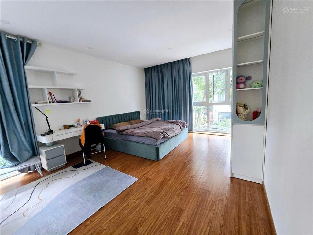 Bán gấp biệt thự kđt văn phú, 200m23 tầng, mt 10m, 35 tỷ   0987 104 ***