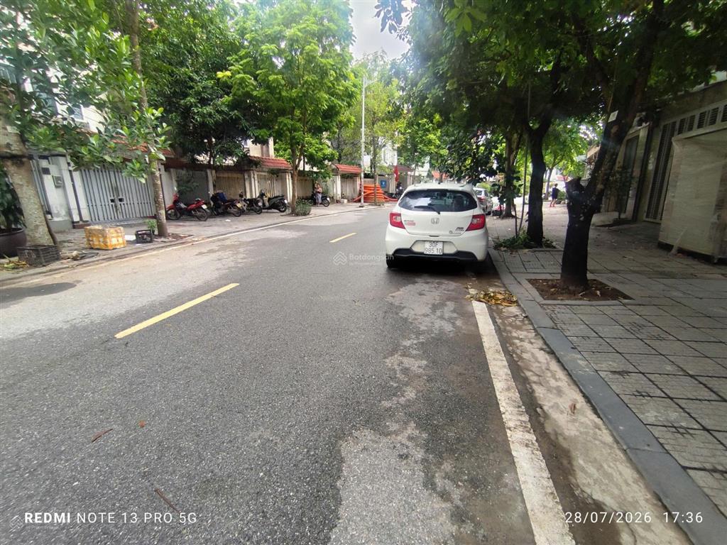 Bán gấp biệt thự kđt văn phú, 200m23 tầng, mt 10m, 35 tỷ   0987 104 ***