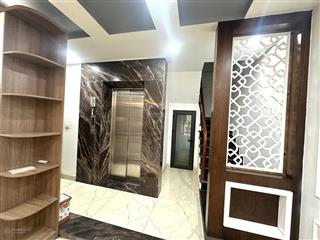 Bán nhà phân lô thang máy siêu đẹp phố đỗ quang  6 tầng, 60m, mt 5.2m, giá 36.6 tỷ