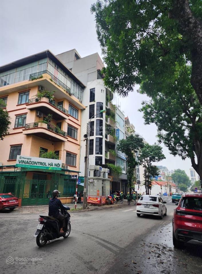 Bán đất mặt phố đỗ hành hai bà trưng 145m , mt 7m, giá 106 tỷ