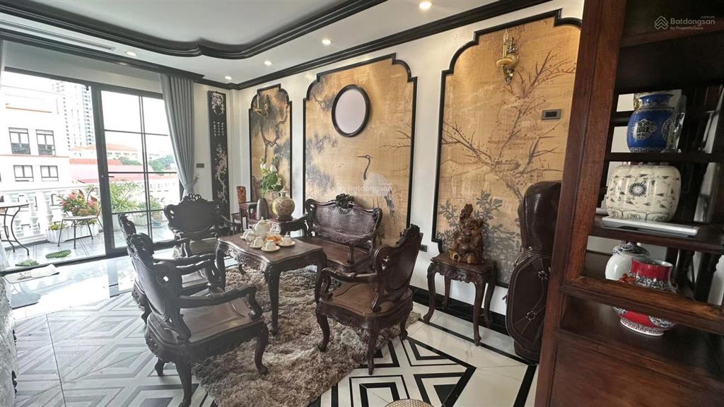 Chủ giảm 1,5 tỷ , 23 tỷ , ngõ 5 hoàng quốc việt , 90m2 , mt 6m , vp/cty , đầu tư , cách mp 30m ,