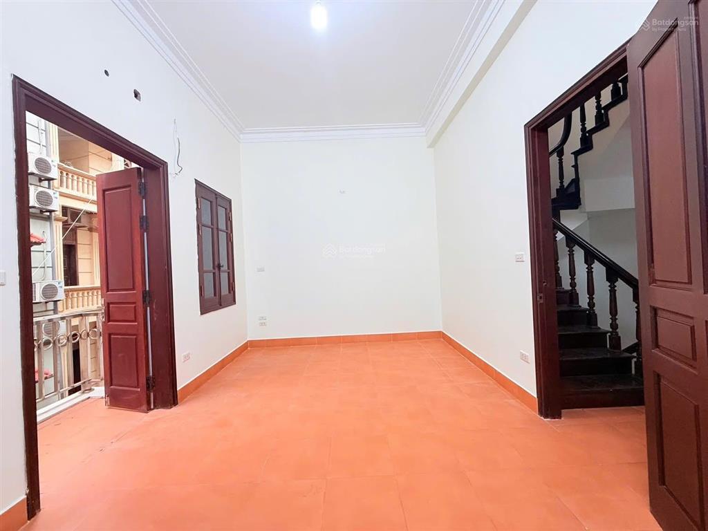 (giảm 1 tỷ), 26,1 tỷ , 60m2 , mt 5,5m, phân lô trần quốc hoàn, kd/ vp, cty kết hợp ở trên