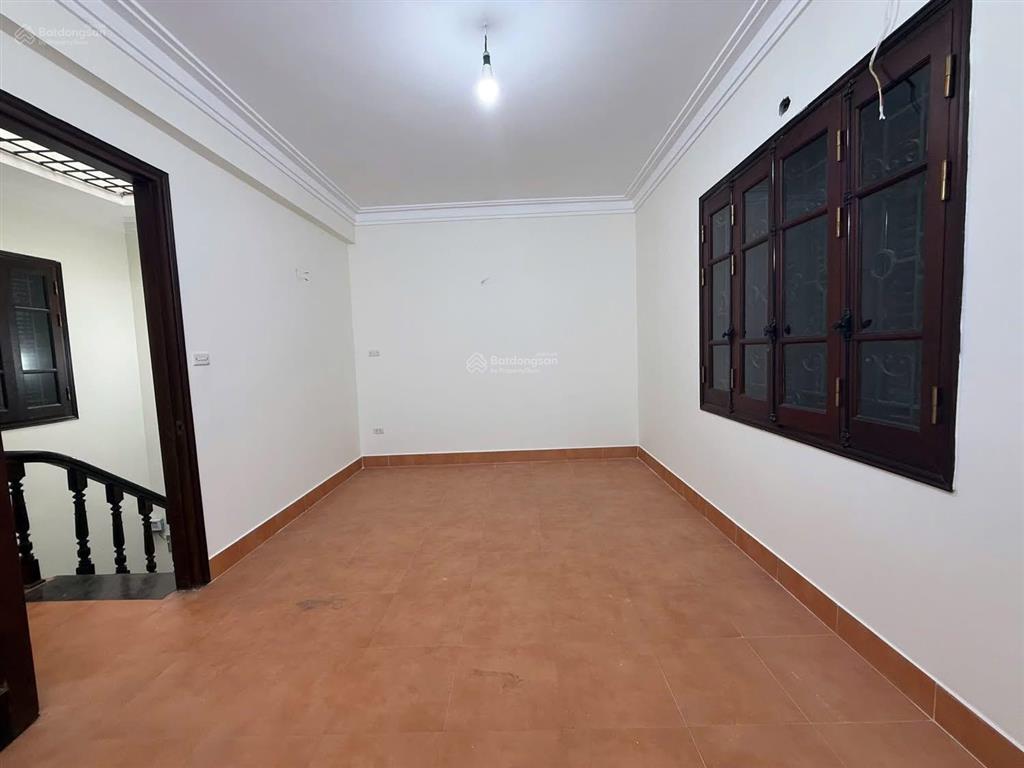 (giảm 1 tỷ), 26,1 tỷ , 60m2 , mt 5,5m, phân lô trần quốc hoàn, kd/ vp, cty kết hợp ở trên