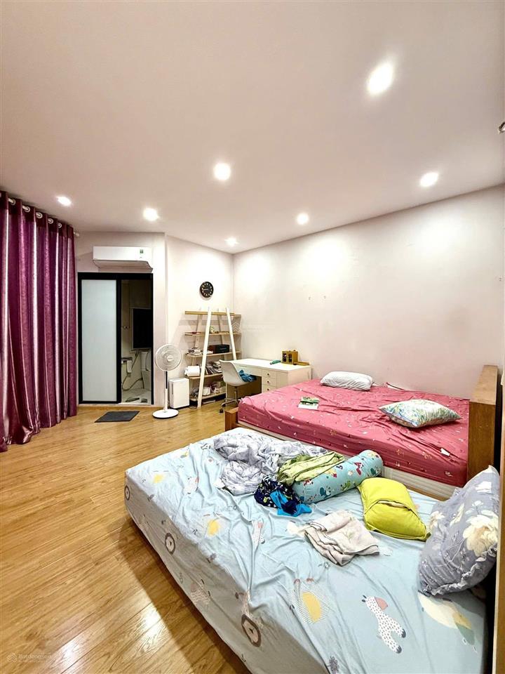 Giảm 1 tỷ , 25,5 tỷ , lô góc , trần quốc hoàn , 70m2 , 4 tầng , ô tô tránh , làm vp , cty , và ở
