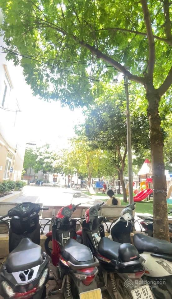 Chính chủ cần bán nhà ngõ 1 phạm tuấn tài  60m2 mt 5m  ô tô tránh , làm vp , cty .