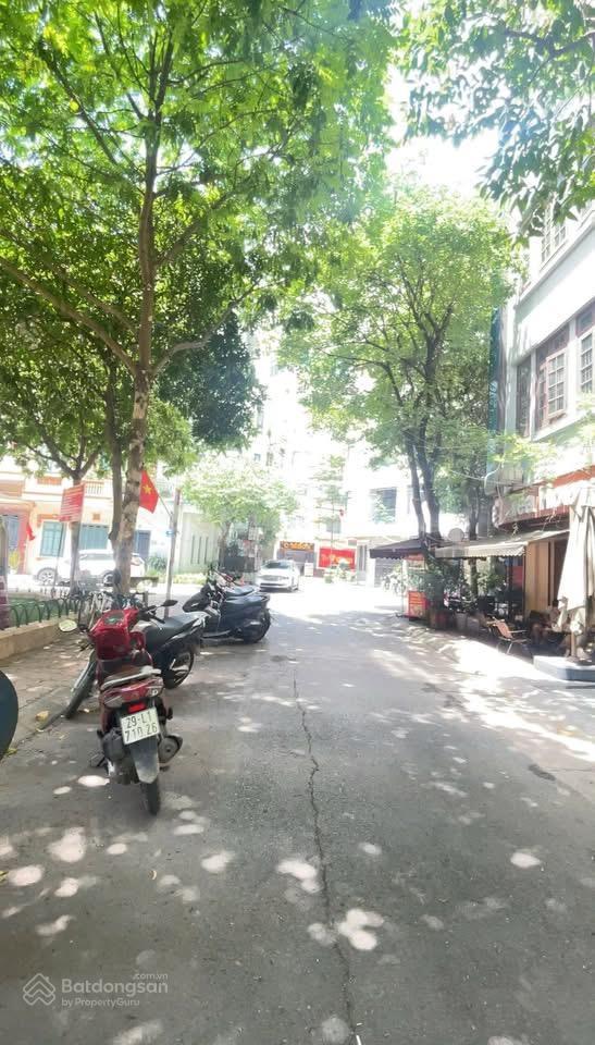 Chính chủ cần bán nhà ngõ 1 phạm tuấn tài  60m2 mt 5m  ô tô tránh , làm vp , cty .