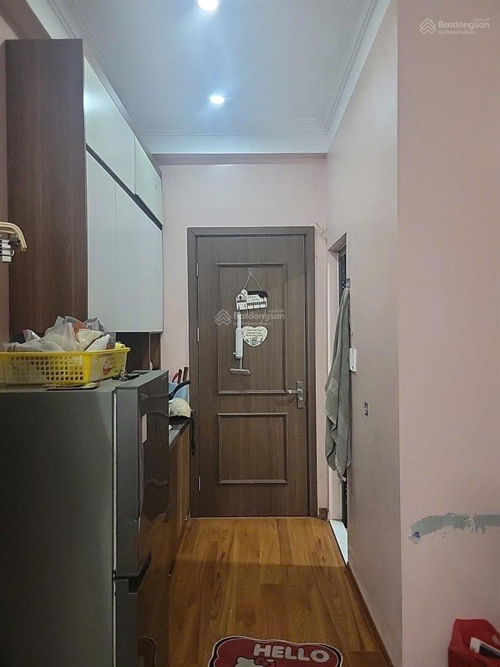 Cho thuê phòng, ngõ 8 lê quang đạo, 35m2, thang máy, đầu đủ đồ, xách vali đến ở, giá 4,2tr