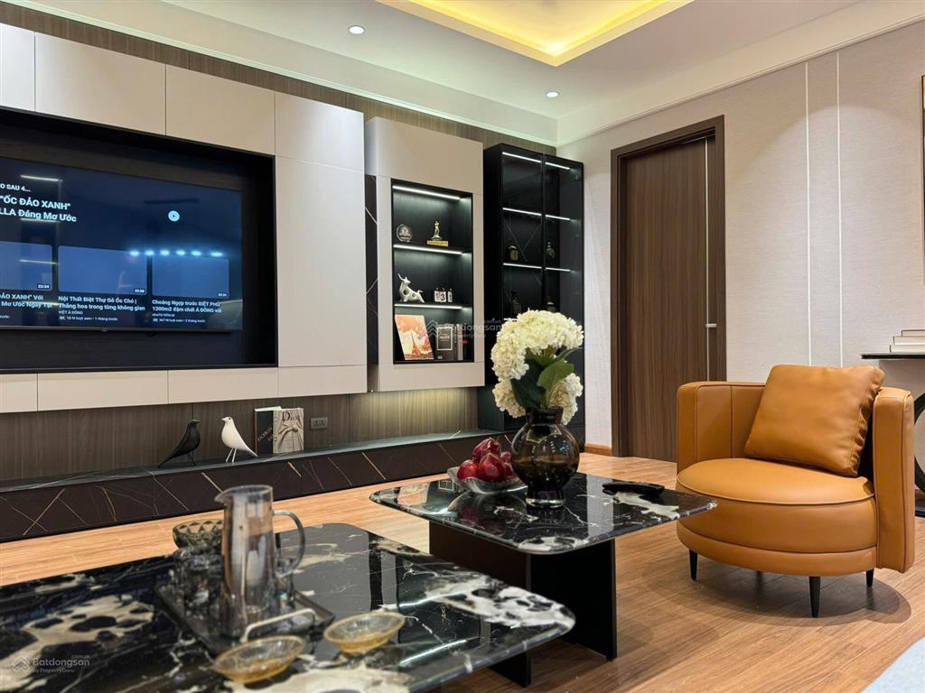 Bán chung cư green park  96m2  9 tỷ  0988 579 ***