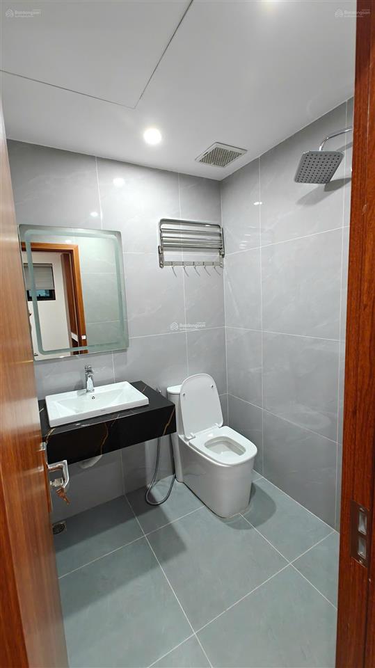 Bán chung cư 4f mặt phố trung hòa, ngã tư vũ phạm hàm 62m2  5.8 tỷ  0988 579 ***
