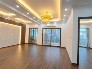 Bán chung cư 17t5 hoàng đạo thúy  151m2  10.8 tỷ  0988 579 ***