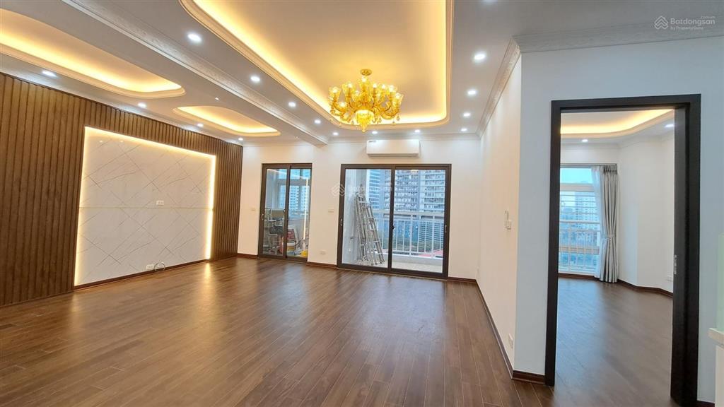 Cho thuê căn 151m2  3 ngủ vimeco nguyễn chánh  19tr/tháng  0988 579 ***