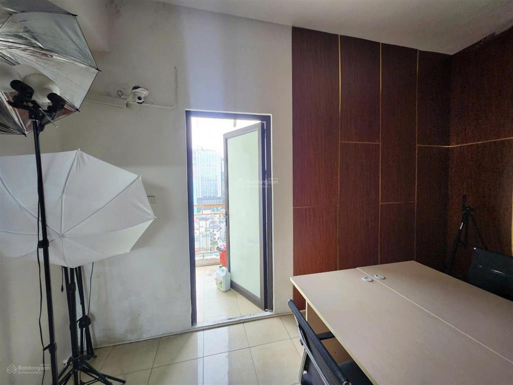 Cho thuê căn hộ 80m2  3 ngủ  137 nguyễn ngọc vũ  12tr/tháng  0988 579 ***