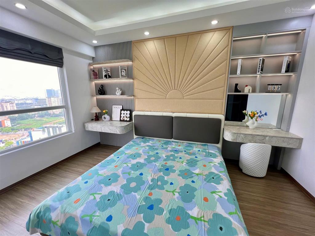 Bán căn 4 ngủ viện chiến lược khoa học công an  135.4m2 nhà mới tinh cực đẹp  0988 579 ***