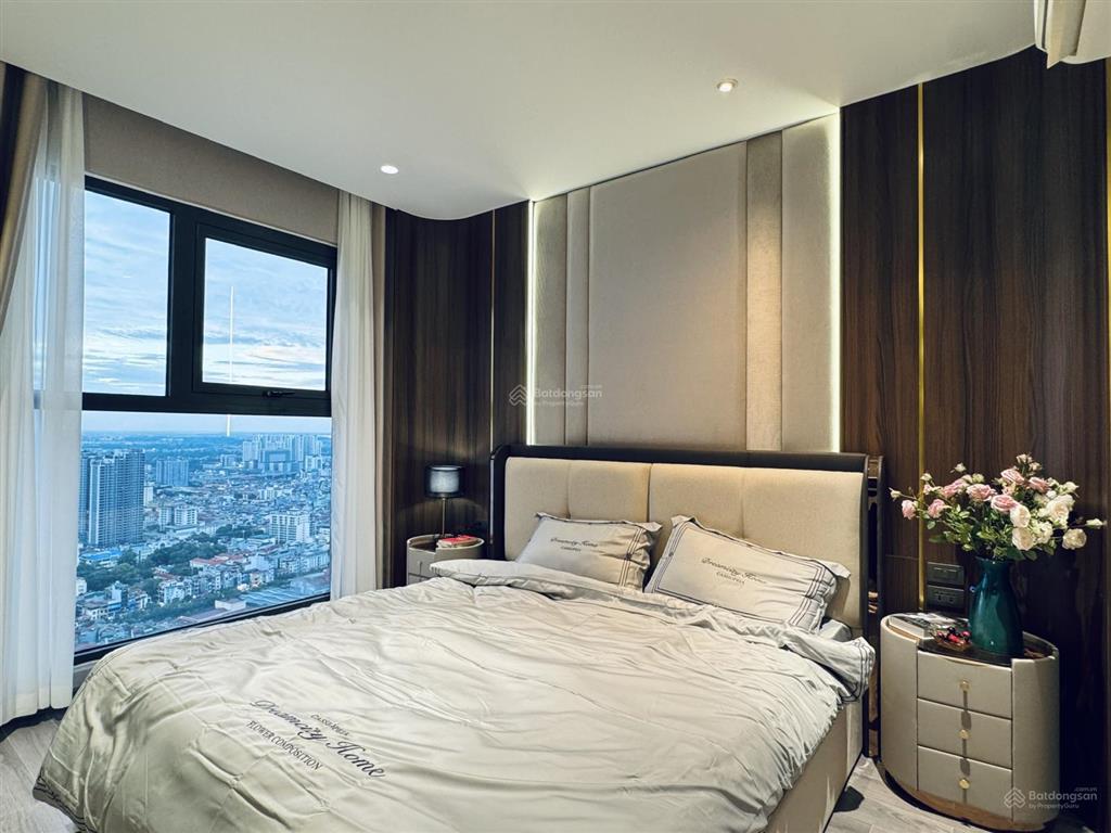 Bán căn góc 114m2 chung cư 102 thái thịnh 3 ngủ  10 tỷ  0988 579 ***