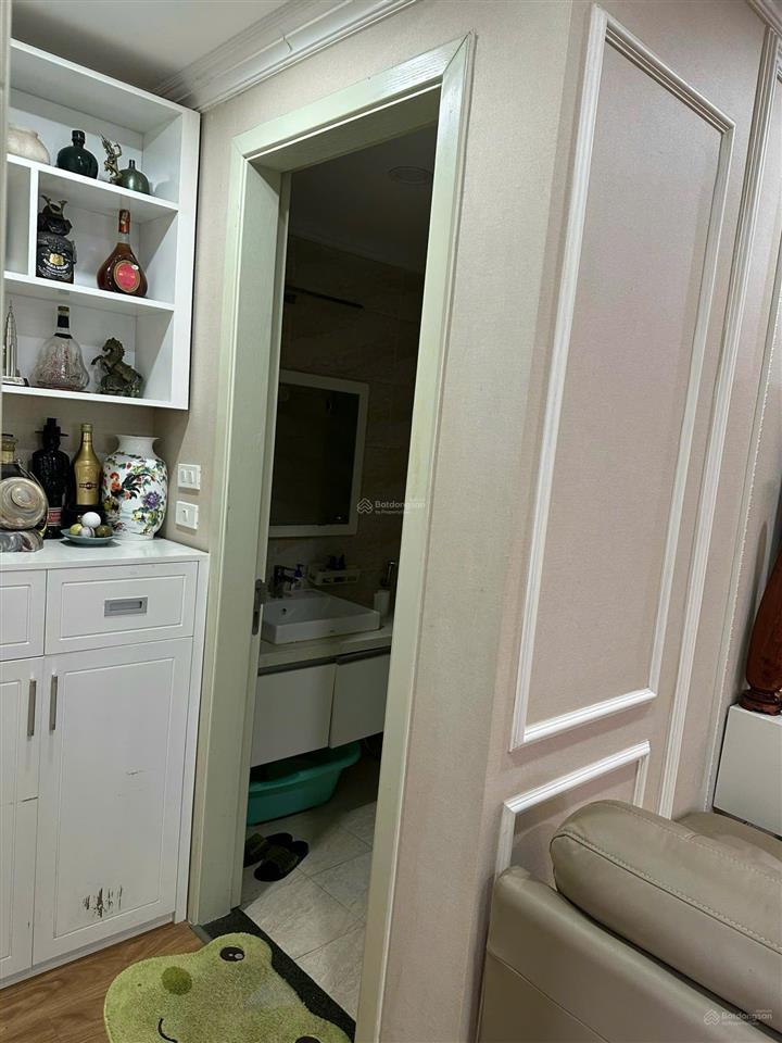 Thống nhất complex. căn góc dt 123m2, 3pn, 2vc, 12tỷ6 không đăng ảo mất time. giá tốt ac ơi